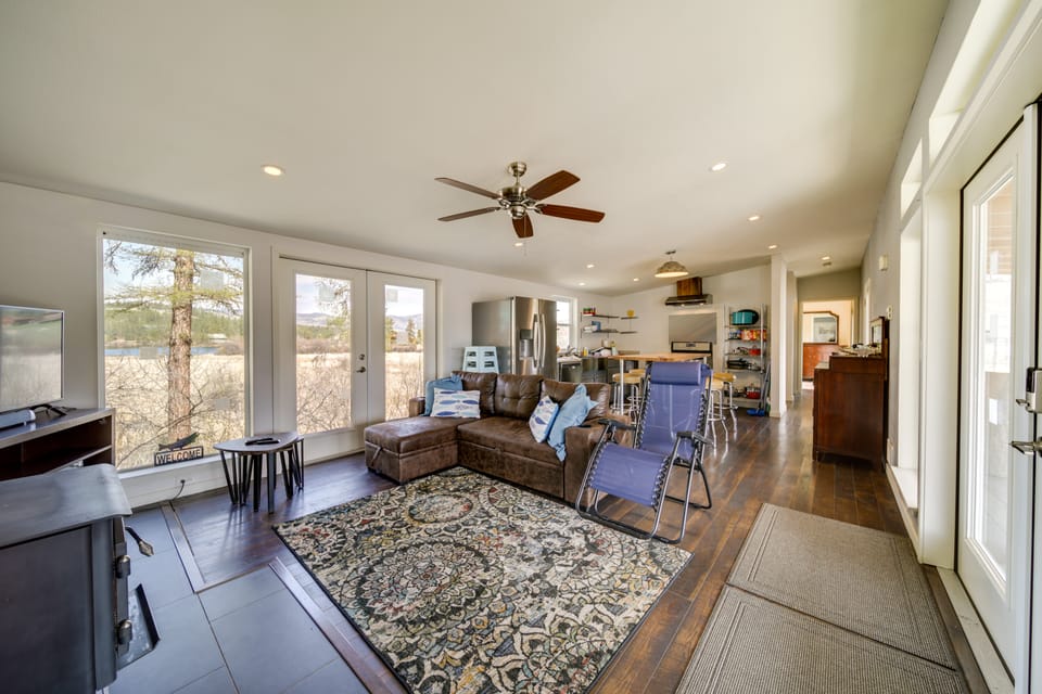 Lake-View 4-Season Retreat in Republic! House in Franklin D Roosevelt Lake