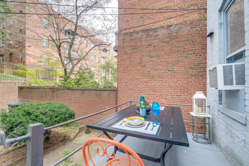 Historic Georgetown Townhome: Walkable Location! Apartment in Arlington