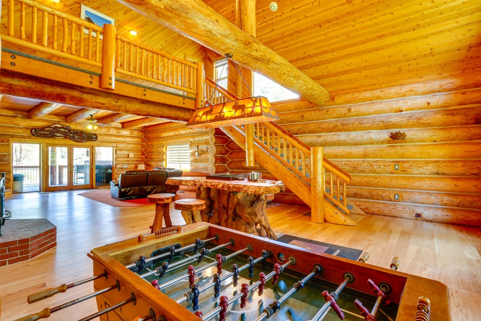 Deck, Grill & River Access: California Escape! House in California