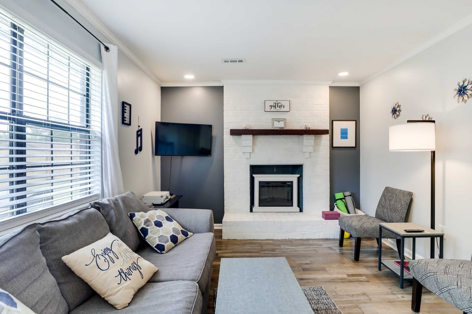 North Charleston Vacation Rental Near Cooper River Apartment in North Charleston