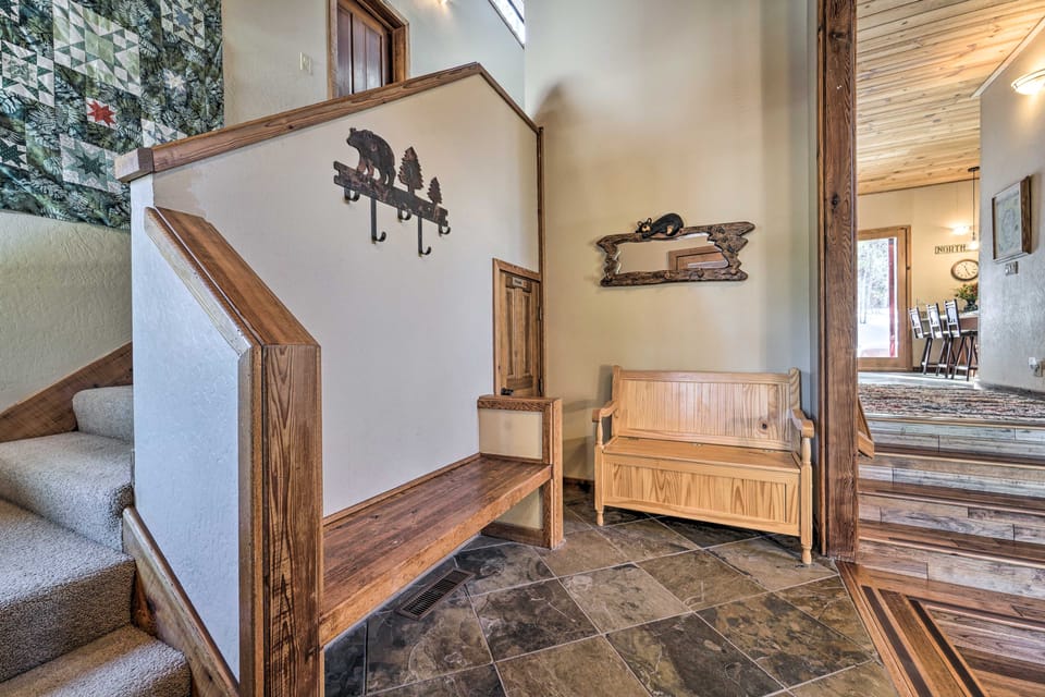 Shuttle to Ski Resort: Northstar Home! House in Sierra Nevada