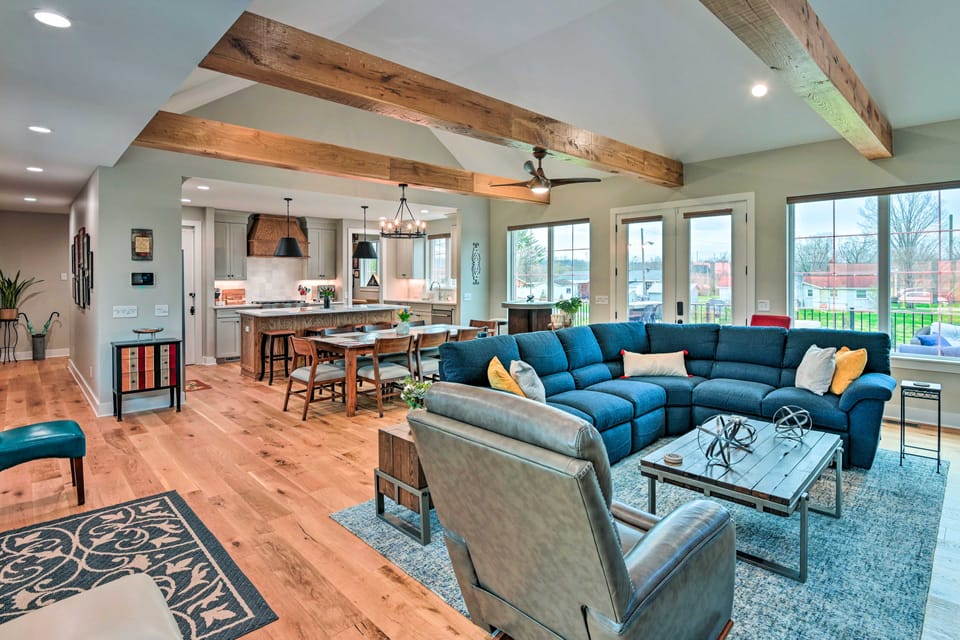 Beautiful Nashville Home Near Downtown w/ Hot Tub! House in Nashville