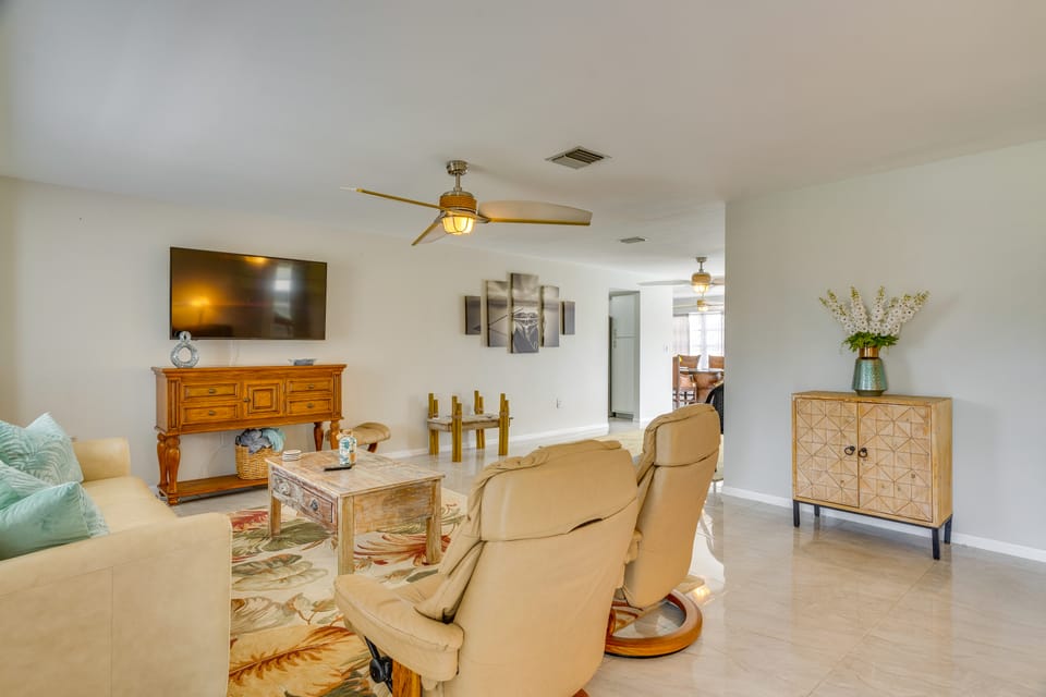 Heated Pool: Canal-Front Rotonda West Retreat House in Rotonda West