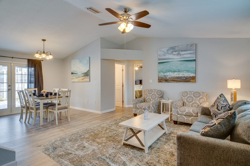 Screened-In Lanai + Yard: Port Charlotte Retreat House in North Port