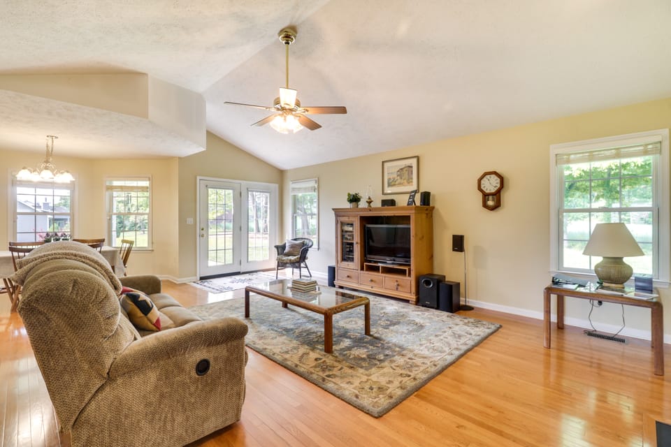 Laptop-Friendly Elkton Home w/ Central A/C! House in Elkton