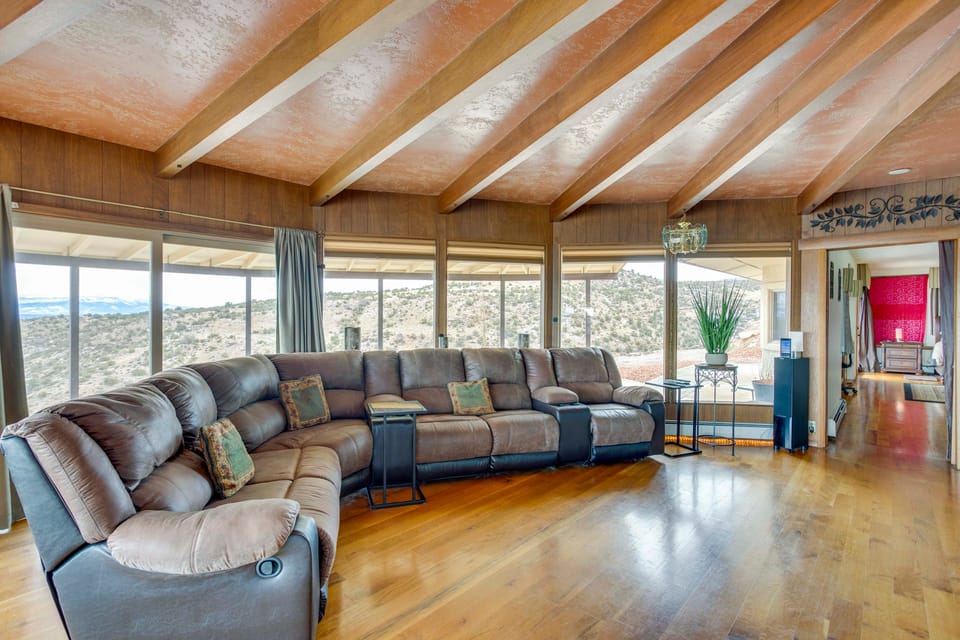 Spacious Grand Junction Home Rental w/ Mtn Views! House in Grand Junction
