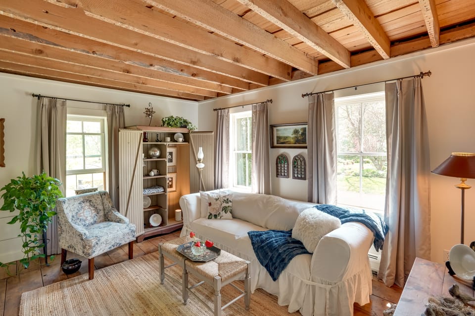 Mountain Biking Hub: 5 Mi to Berkshire East! House in Berkshires