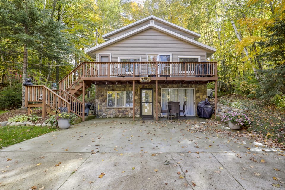 Lakefront Phelps Cabin w/ Boat Dock & Water Toys! House in Wisconsin