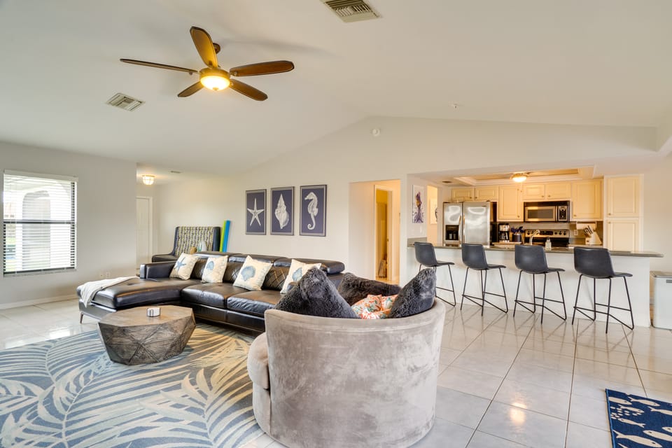 Lanai & Pool: Waterfront Cape Coral Home! House in Cape Coral