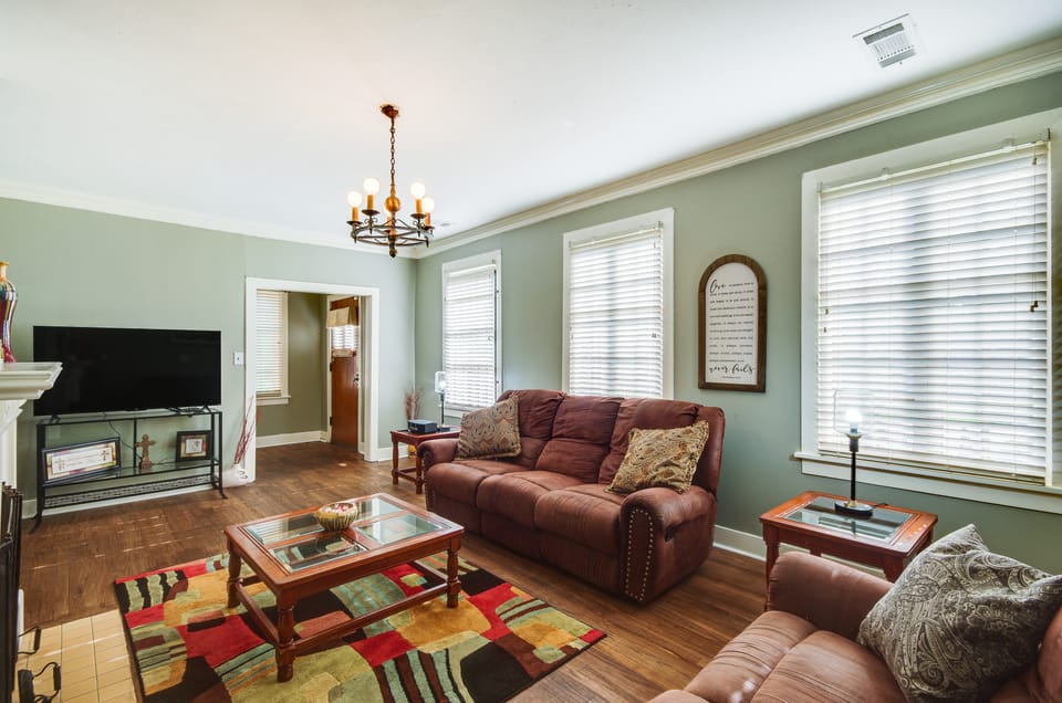Cozy Jackson Vacation Rental < 1 Mi to University House in Jackson