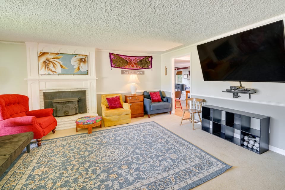 Vancouver Vacation Rental ~ 16 Mi to Portland! House in Washington