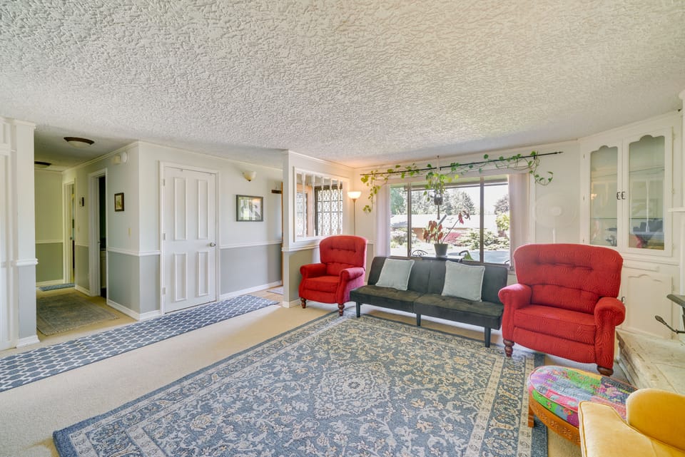 Vancouver Vacation Rental ~ 16 Mi to Portland! House in Washington