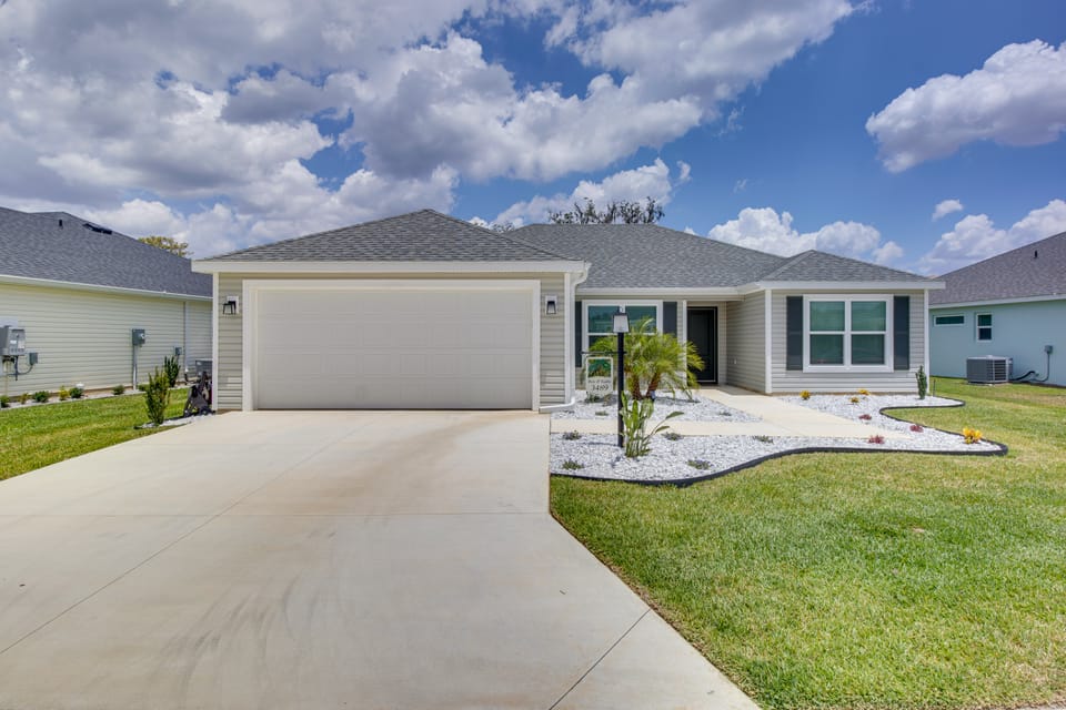 Pool Access: Sleek Home in The Villages w/ Lanai House in Wildwood