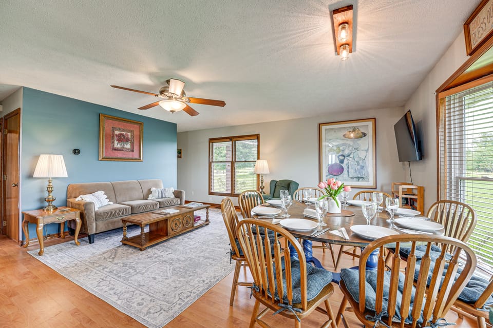 18 Mi to Table Rock Lake: Pet-Friendly Ozark Home! House in Arkansas