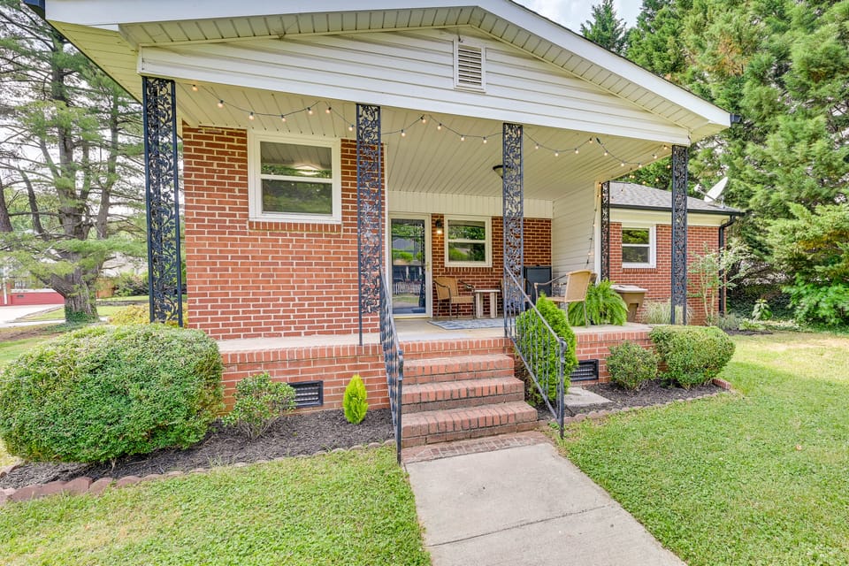 Greensboro Vacation Rental: 2 Mi to Downtown! House in Greensboro