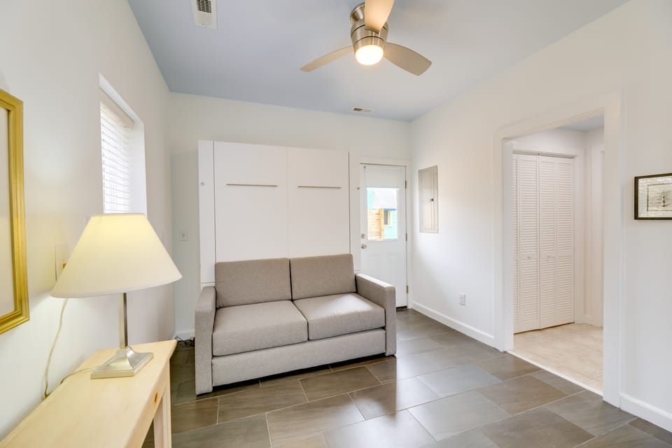 Coastal North Carolina Abode - Rooftop Water Views Apartment in Morehead City