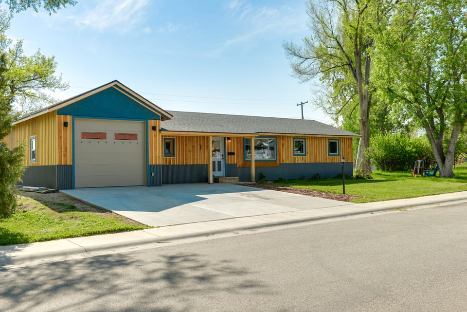 Family-Friendly Lander Home Rental: Yard, Patio! House in Lander