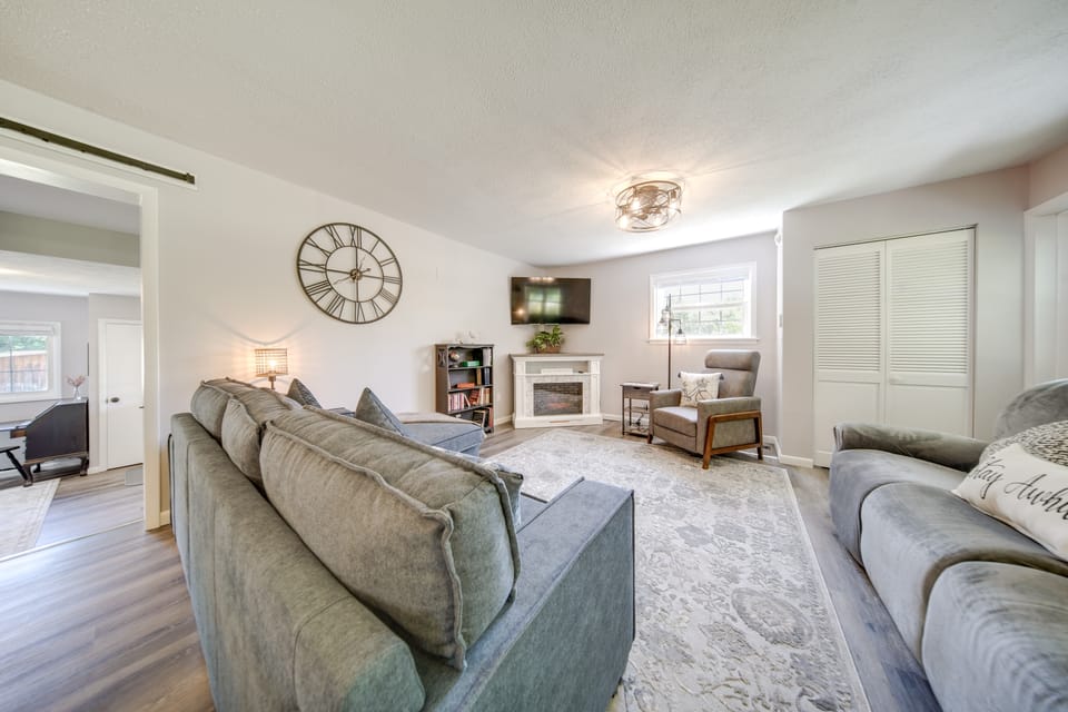 Pet-Friendly Centerville Home w/ Fire Pit & Grill House in Allegheny River