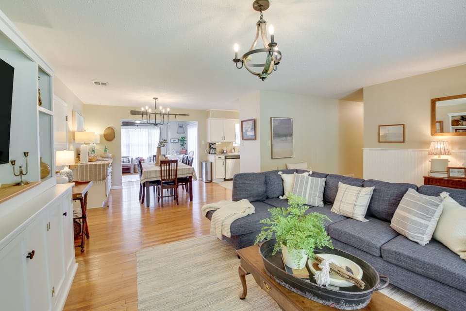 Lake Hamilton Home: 5 Mi to Hot Springs! House in Hot Springs