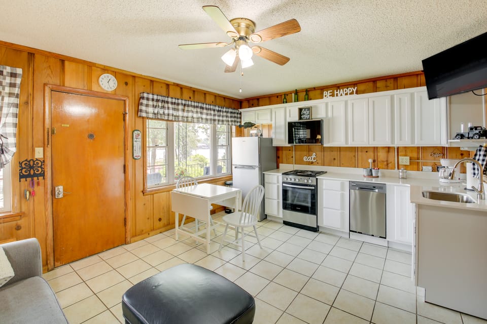 Cozy Hot Springs Vacation Rental on Lake Hamilton! Apartment in Hot Springs