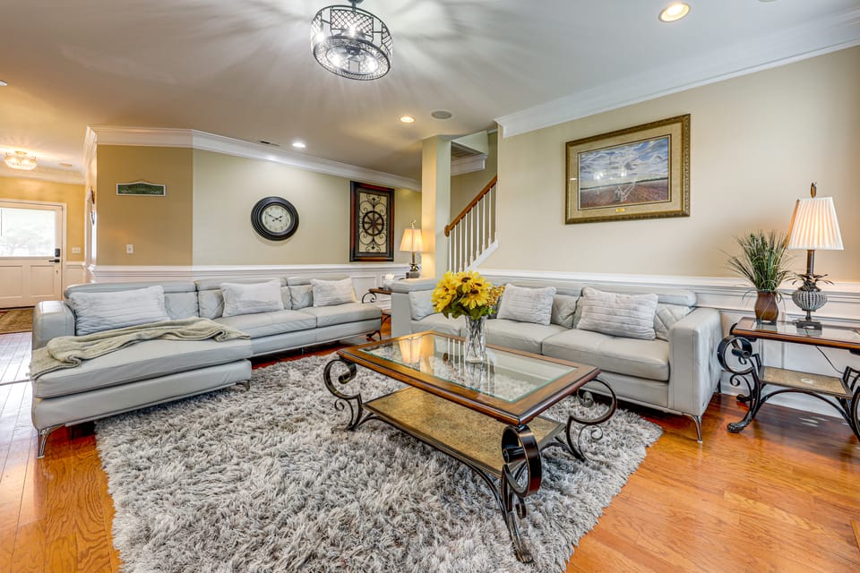 Walk to Wescott Golf, Pool Access! Pondfront Home House in Summerville