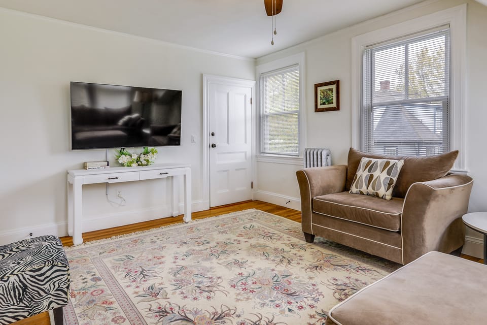 Beautiful Providence Apt Near Dtwn & Federal Hill! Apartment in Providence