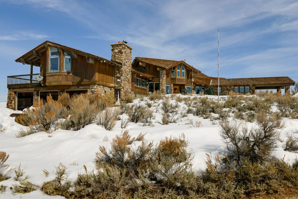 Cora Home w/ Mountain Views - Fishing On-Site! House in Wyoming
