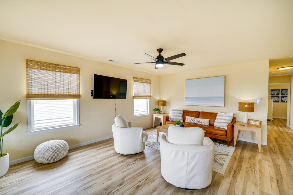 Nags Head Vacation Rental w/ Hot Tub: Near Beach! House in Nags Head