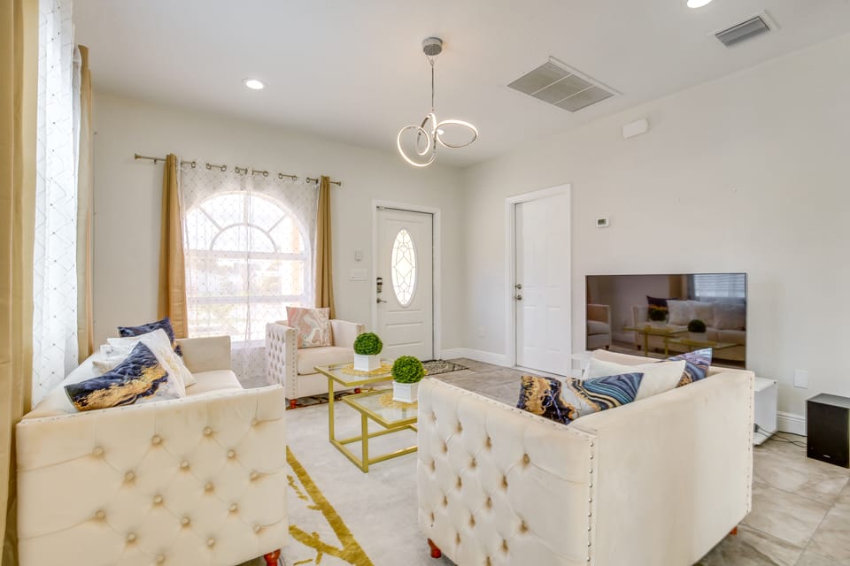 Stylish Fort Lauderdale Home: 5 Mi to Beach! House in Fort Lauderdale