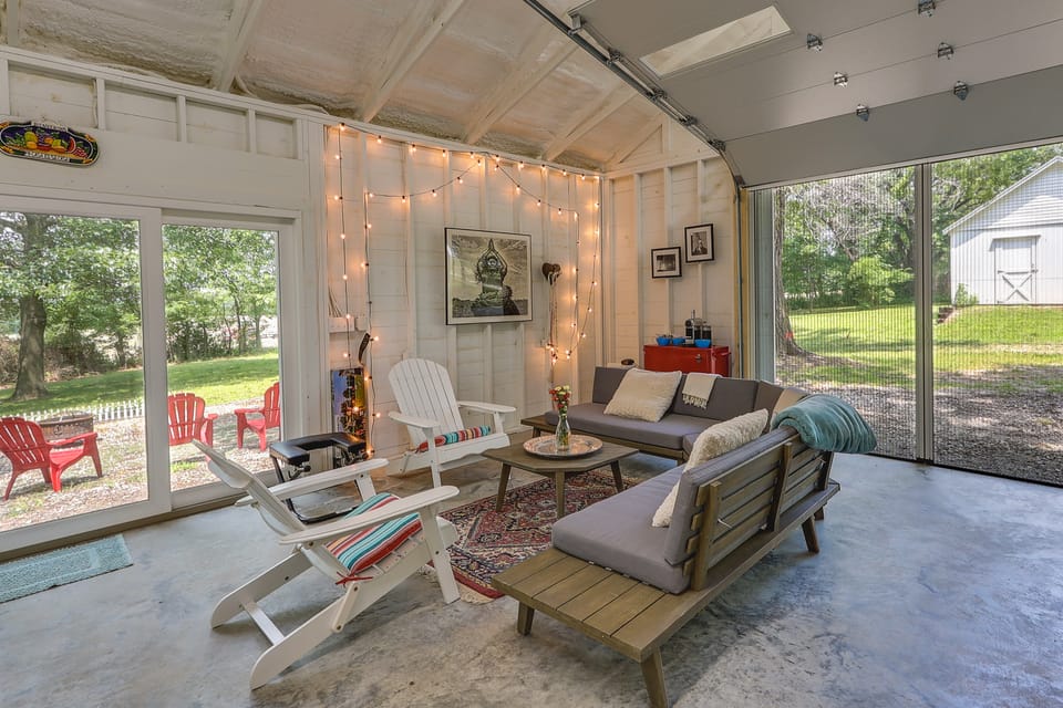 Coffeyville Countryside Studio w/ Fire Pit! Apartment in Kansas