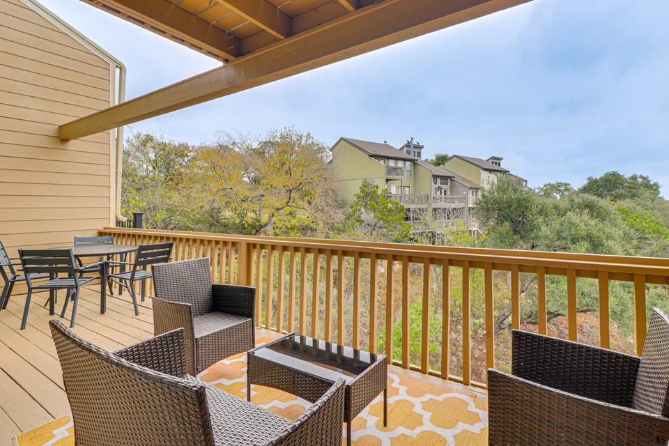 Modern Point Venture Vacation Rental w/ Deck! Apartment in Point Venture