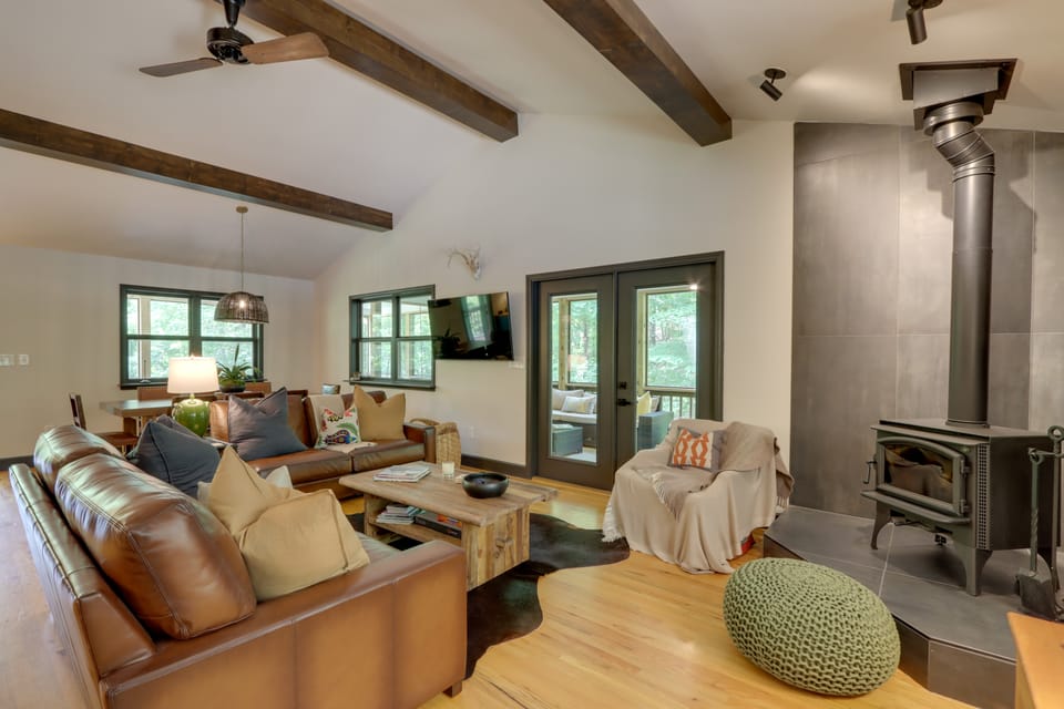 Hayesville ‘River Run’ Home on Hiwassee River! House in Tennessee