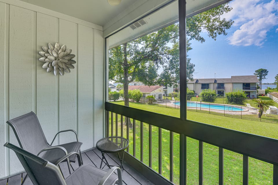 10 Mi to Navarre Beach! Waterfront Rental w/ Pool Apartment in Alabama