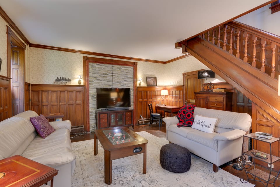 Historic Home on Farm, 15 Mi to Williamsport! House in Pennsylvania