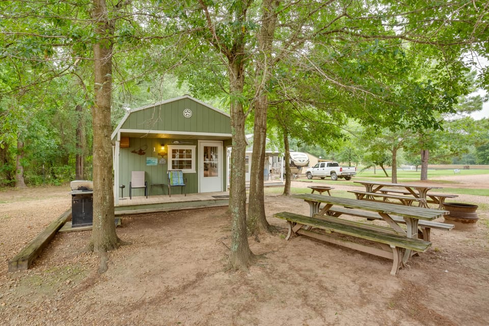 Emory Studio Cabin w/ Lake Fork Boat Access! Apartment in Texas