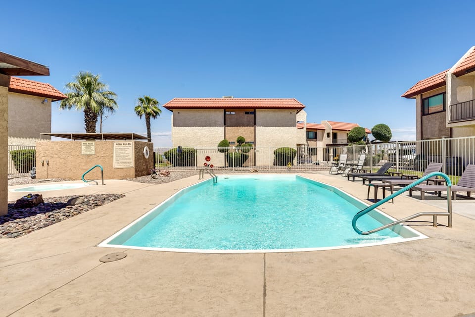 Water & Mtn-View Gem w/ Patio in Lake Havasu City Apartment in Lake Havasu City