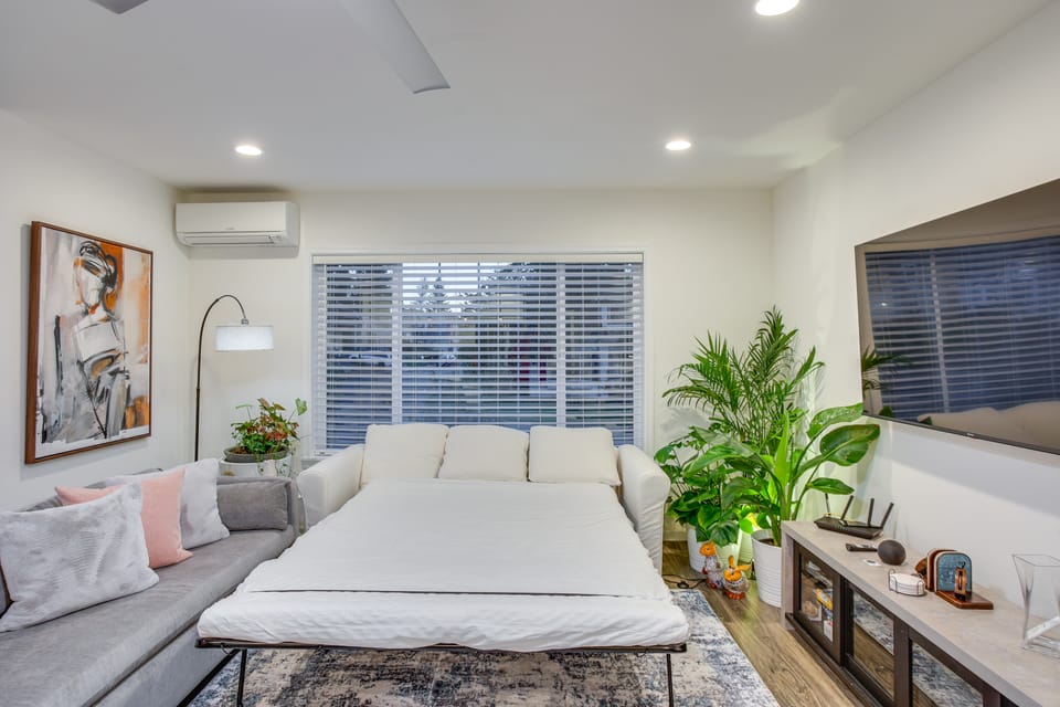 Newly Built Maple Valley Vacation Rental w/ Patio! House in Kent