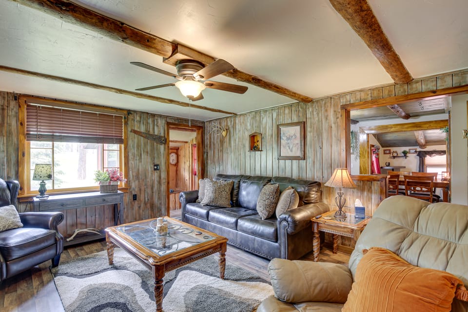 Sturgis Motorcycle Rally Cabin By Deadwood, Camp 5 House in North Lawrence