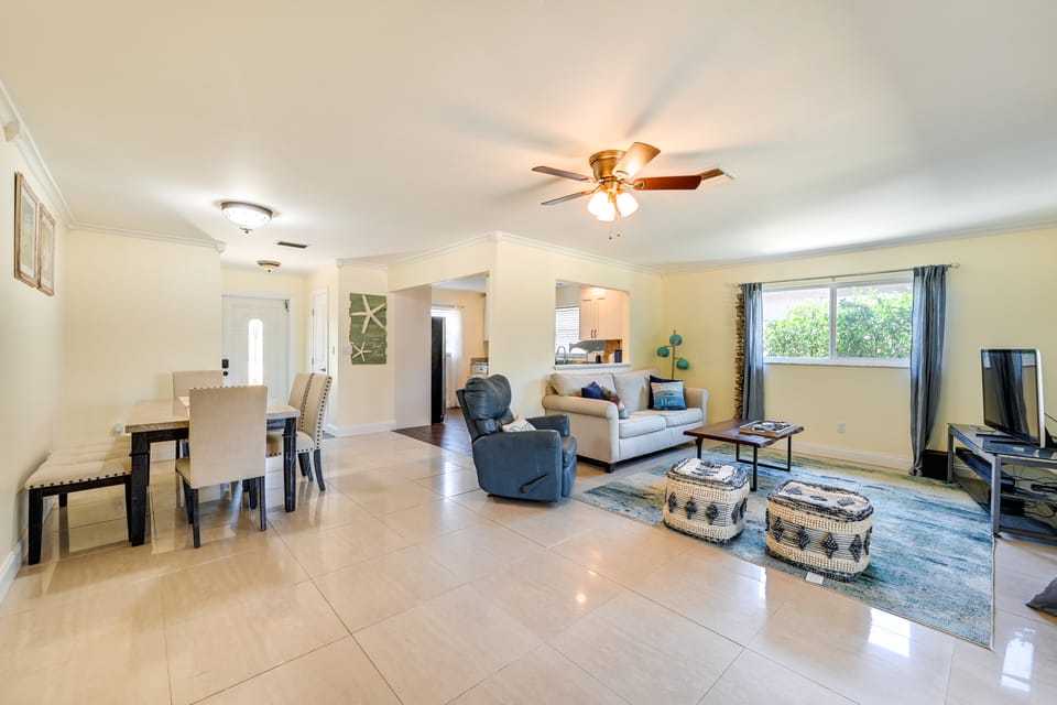 Pet-Friendly Naples Vacation Rental Near Beach! House in Naples Park