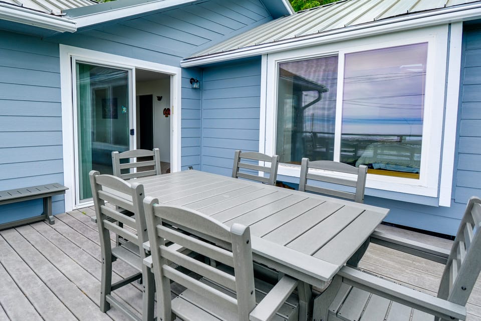 Seiku Vacation Rental w/ Deck & Ocean Views House in Washington