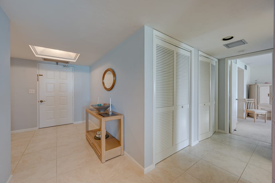 Marco Island Condo w/ Ocean Views + Resort Perks! Apartment in Marco Island