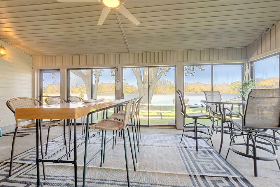 Lakefront St Marys Getaway w/ Boat Dock + Fire Pit House in Ohio