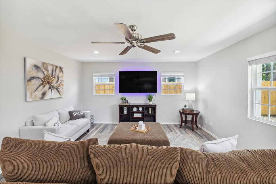 Spacious San Antonio Retreat w/ Private Patio! House in San Antonio