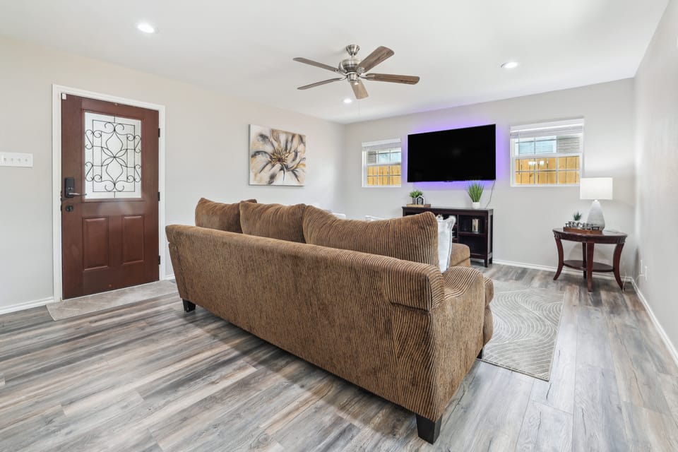 Spacious San Antonio Retreat w/ Private Patio! House in San Antonio