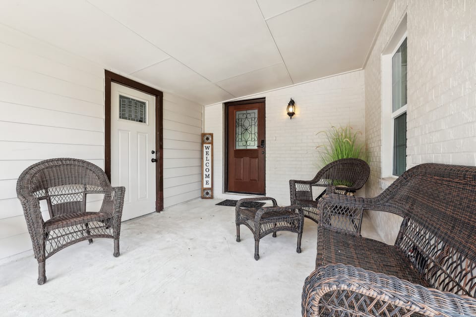 Spacious San Antonio Retreat w/ Private Patio! House in San Antonio