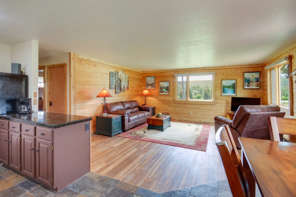 Red Lodge Vacation Rental w/ Mountain Views! House in Montana