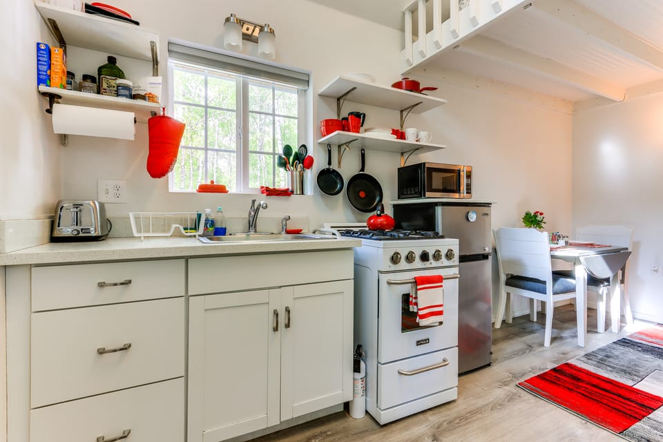 Charming Alaska Vacation Rental w/ Gas Grill! House in Alaska