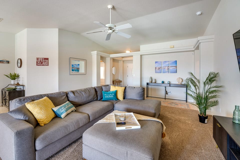 4 Mi to Beach: Lake Havasu City Home w/ Pool! House in Lake Havasu City