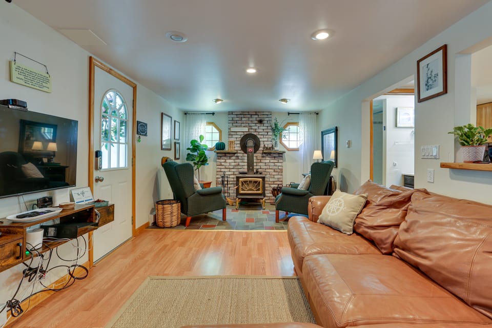 Huguenot Retreat w/ Screened Porch & Lake Access! Cottage in Hudson Valley