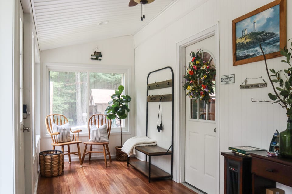 Huguenot Retreat w/ Screened Porch & Lake Access! Cottage in Hudson Valley